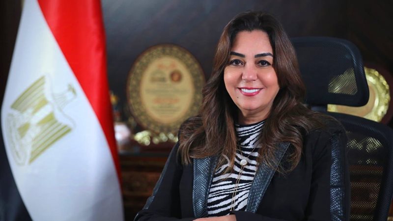 وزيرة التنمية المحلية 