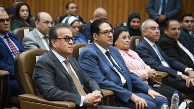 وزير الصحة يشارك في مناقشة رسالة دكتوراه حول مبادرة «100 مليون صحة» بجامعة القاهرة