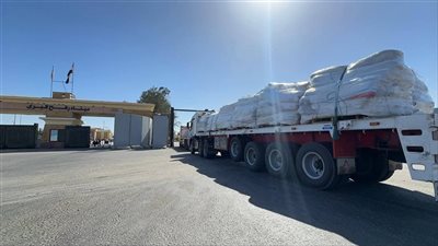الهلال الأحمر المصري يرسل أكثر من 4 آلاف طنا من المساعدات الإنسانية لغزة