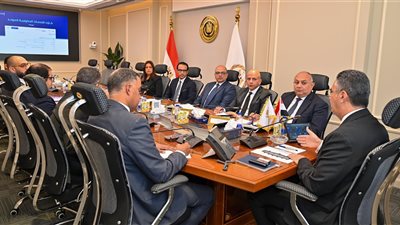 وزير التموين يوصي بمتابعة منظومة كارت الخدمات الحكومية الموحد