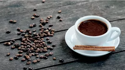 مرتبطة بإطالة العمر.. قهوة الصباح قد تحفز وظائف بالجسم 
