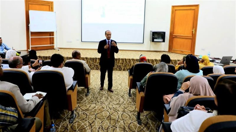 دورة أكاديمية ناصر العسكرية بالبحر الأحمر 