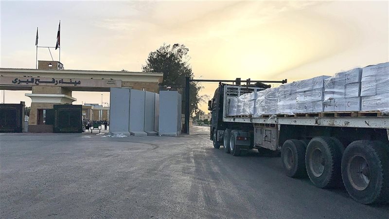 مساعدات الهلال الأحمر