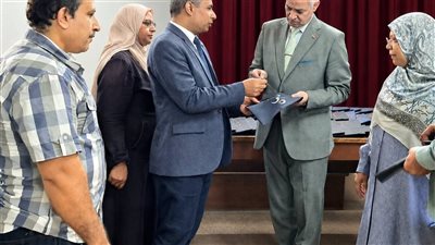 كلية التربية جامعة أسيوط توفر أماكن مخصصة لحفظ الأمانات والهواتف المحمولة للطلاب