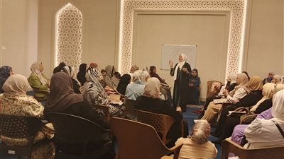 دروس واعظات الأوقاف تُعزّز الوعي بالسيرة النبوية وفقه الحج ومقاصده الإيمانية