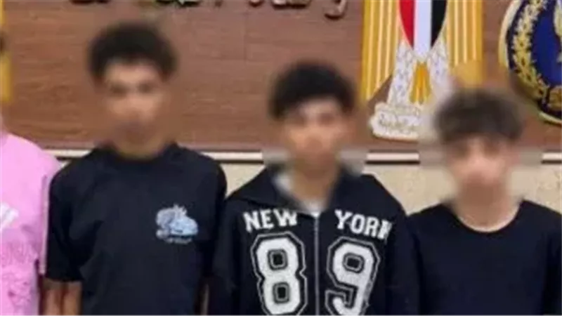 المتهمين 