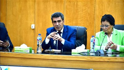 بحث تعزيز خدمات صحة المرأة وتنظيم الأسرة بالتنسيق مع 