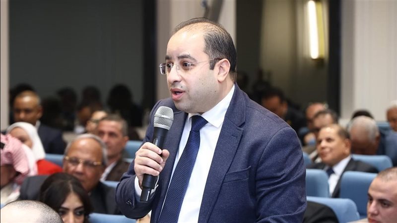 عمرو رشدي