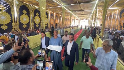 بحضور قيادات أمنية وشعبية.. مصطفى بكري يشهد إنهاء خصومة ثأرية بين عائلتين في قنا 