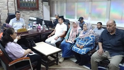 مدير تعليم سوهاج يتابع انتظام امتحانات العملي للدبلومات الفنية بغرفة العمليات المركزية