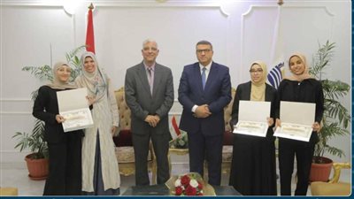 محافظ قنا يكرم أوائل مسابقة كوديفر والمتأهلين للمسابقة الدولية بإندونيسيا