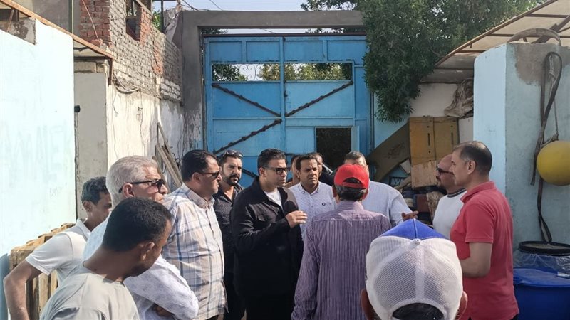 حملة تموينية لإغلاق مصنع كيماويات خطرة