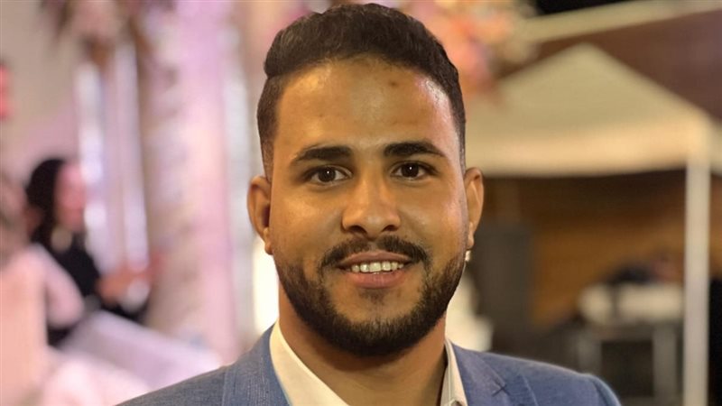 الكاتب الصحفي طه أحمد 