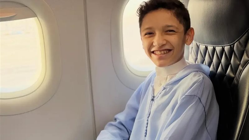 القارئ عمر علي