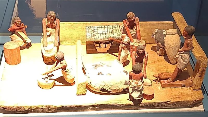 آثار