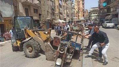 محافظ الدقهلية يقود حملة مكبرة لإزالة الإشغالات بشارع عبده معروف والدراسات