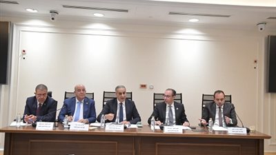 صحة النواب تلزم الحكومة بخطط زمنية لحل الأزمات الطبية بالمحافظات