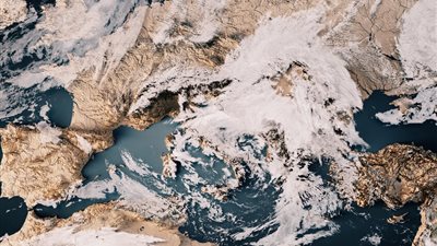 تسونامي الجو يهدد المتوسط.. أعاصير الميديكين و180 مليون بشر في مرمى الخطر