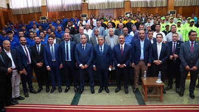 وزير العمل يختتم جولته بالدقهلية بلقاء المستثمرين لتعزيز الاستثمار وتوفير فرص التوظيف