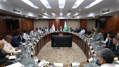 محافظ الجيزة يوجه بتجهيز المساجد والساحات وتكثيف النظافة لاستقبال عيد الأضحى المبارك