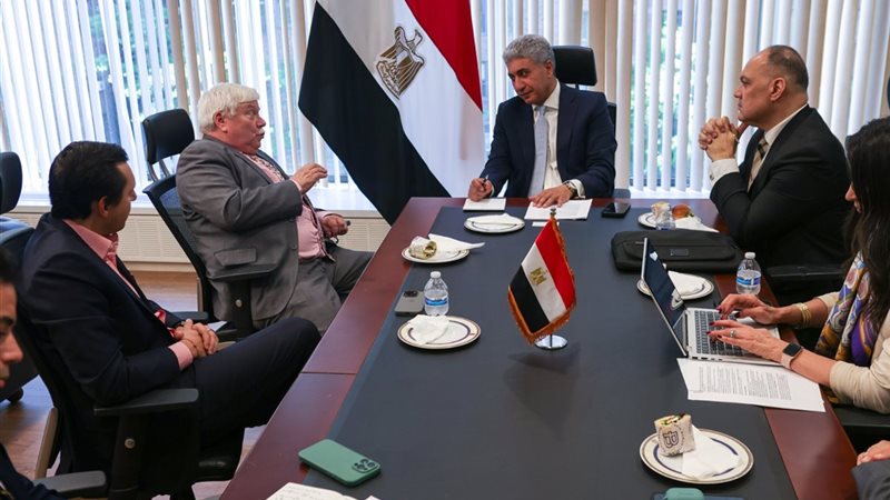 وزير السياحة