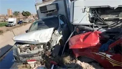 إجازة العيد تتحول لحزن.. انقلاب ميكروباص قرب سمالوط بالمنيا 