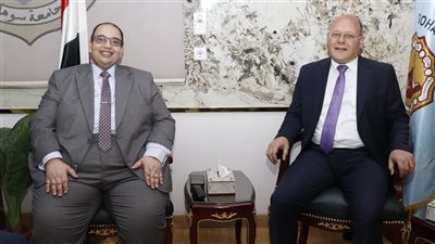 النعماني يستقبل رئيس جامعة كفر الشيخ لمناقشة رسالة ماجستير في إنتاج الحمام