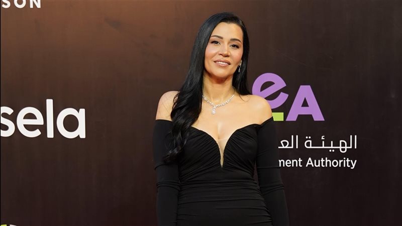 المخرجة بتول عرفة