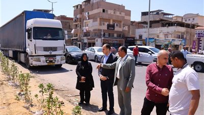 محافظ دمياط يتابع ميدانياً تطوير 5 قرى استعداداً لعيد الأضحى المبارك 