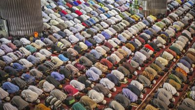 هل تبطل الصلاة إذا تذكرت أنك على غير وضوء أثناءها؟.. أمين الفتوى يجيب