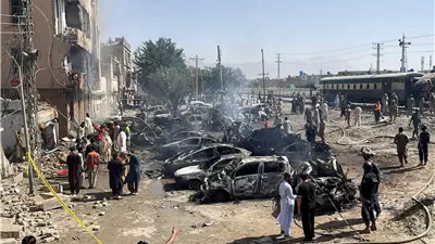 تفجير دموي يهز باكستان.. عشرات القتلى في هجوم على قطار ببلوشستان