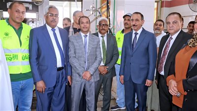 محافظ سوهاج يشهد بدء ذبح 40 رأس ماشية لتوزيعها على الأسر الأولى بالرعاية بالمجان
