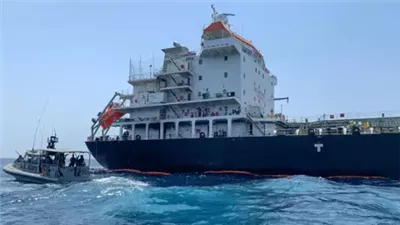  مضيق هرمز يشتعل.. تحذير أمريكي وتحركات عسكرية إيرانية ترفع التوتر
