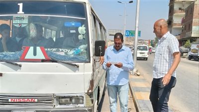 الجيزة تضرب بيد من حديد.. ضبط 1930 مخالفة سرفيس وميكروباص خلال أسبوع 