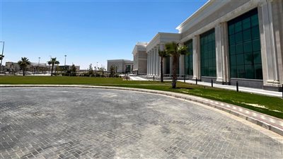 استعدادًا لاستضافة الفعاليات الدولية.. جهاز العلمين الجديدة يتابع تجهيزات مركز المؤتمرات والمعارض