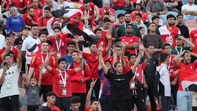 توافد جماهيري كبير في ستاد القاهرة لحضور مواجهة مصر وروسيا الودية 
