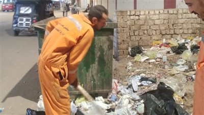 تكثيف حملات النظافة بالمراكز والقرى صباحًا ومساءً خلال عطلة عيد الأضحى بأسيوط