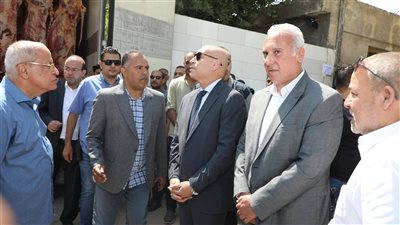 محافظ القاهرة يتفقد الشركة المصرية للحوم والدواجن بمساكن عين الصيرة