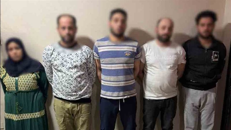 المتهمين 