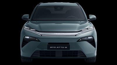 BYD ATTO 8 تصل مصر رسميًا بسعر 2.8 مليون جنيه ومدى يتجاوز 1000 كم