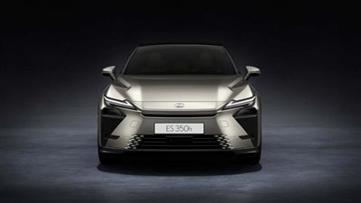 لكزس ES350h 2026 الجديدة.. سيدان هجينة فاخرة بمدى يتجاوز 600 ميل