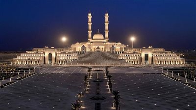أسرار داخل أكبر مسجد بالبلاد.. أرقام مذهلة تكشف عظمة «مسجد مصر» بالعاصمة الجديدة