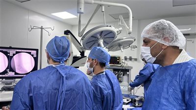 تدخل جراحي دقيق ينقذ قدم مريض من البتر بالسنبلاوين