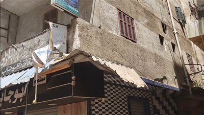 النيابة الإدارية تُعاين عقار مطوبس المنهار وتحقق في عدم تنفيذ قرار الإزالة