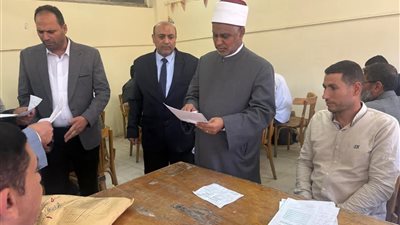 رئيس قطاع المعاهد الأزهرية يتابع أعمال مركز تصحيح القراءات بمجمع معاهد مدينة نصر