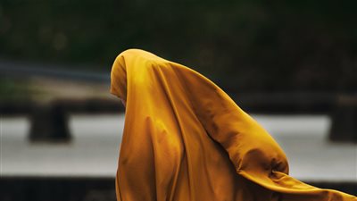  ما هو حكم صلاة المرأة بالنقاب؟ دار الإفتاء تجيب
