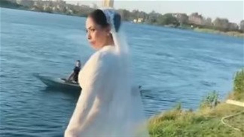 تحية للعريس والعروسة من قلب النيل بالقليوبية