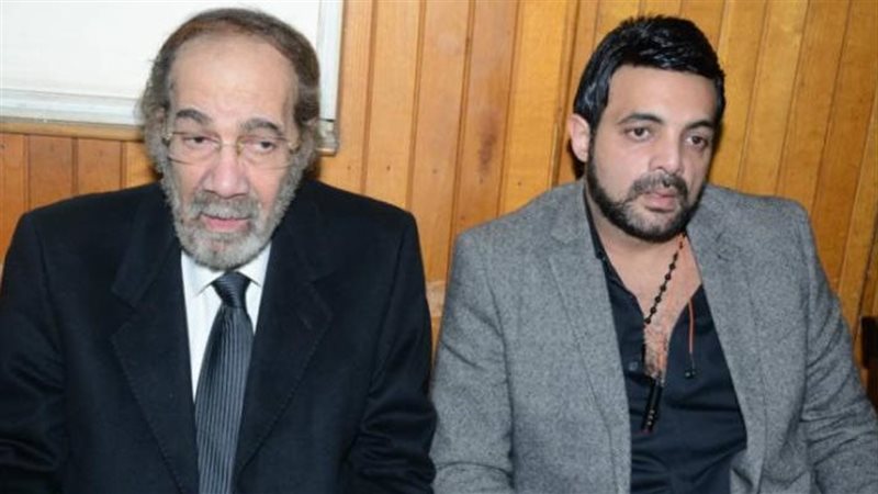 محمود ياسين وابنه