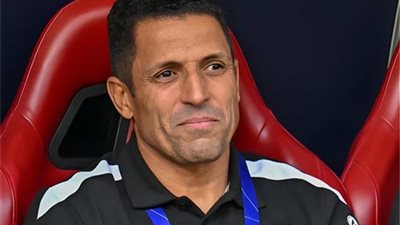 الأهلي يكثف مفاوضاته لاختيار مدرب أجنبي جديد.. وعموتة ضمن المرشحين
