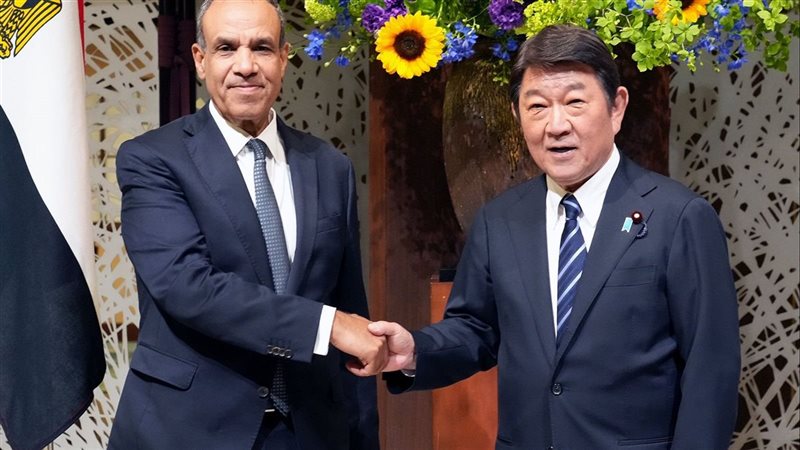  وزير الخارجية يبحث مع نظيره الياباني تطورات الأوضاع الإقليم